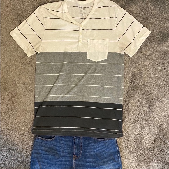 Men’s V-neck Henley - Picture 4 of 4